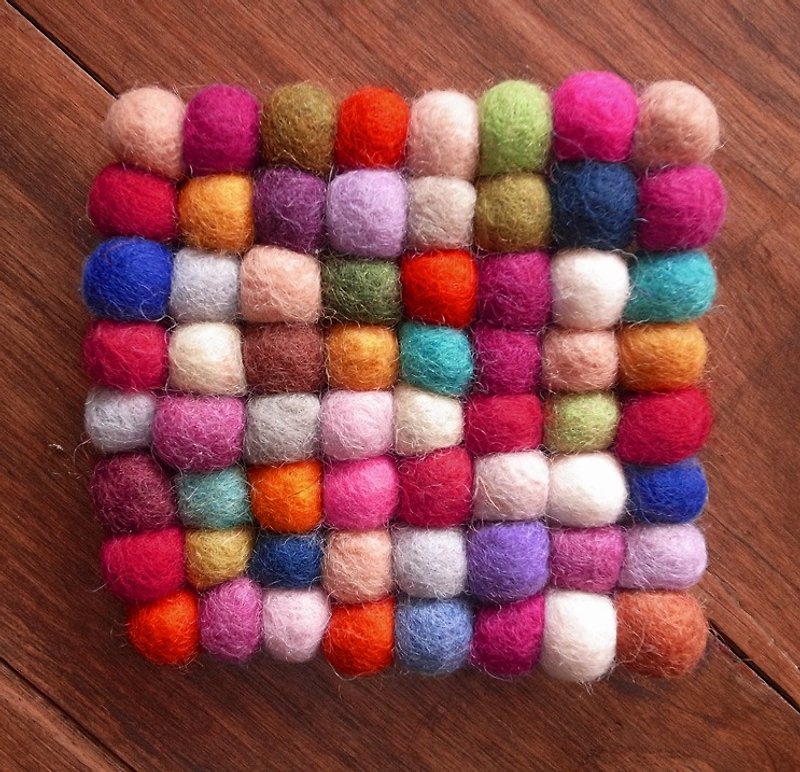 Handmade Felt mat, felt carpet, felt balls, Felt rug Square 170x100cm Rainbow - Items for Display - Wool Multicolor
