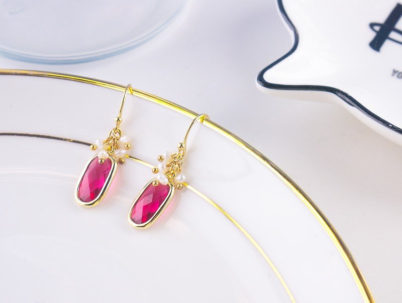 Edith & Jaz • Birthstone with Pearl Collection - Ruby Quartz Earrings (Jul) - ต่างหู - เครื่องเพชรพลอย สีแดง