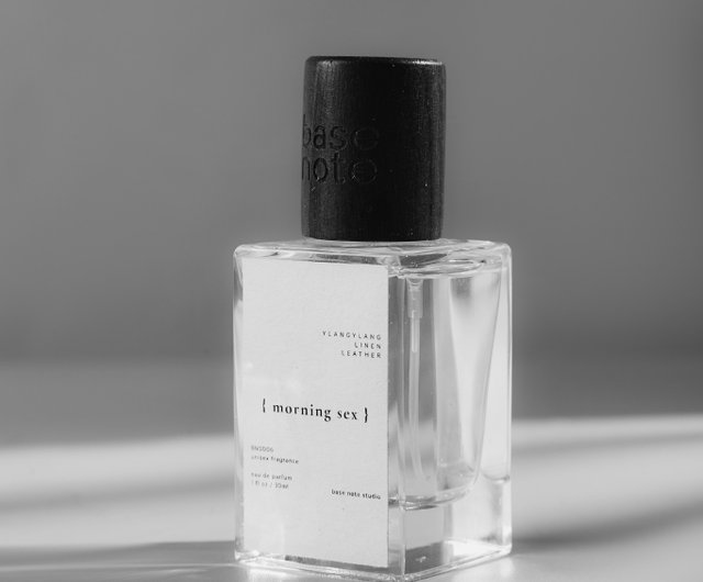 香水 W16 黒革 / Black Leather オードパルファン - J-Scent（ジェイ