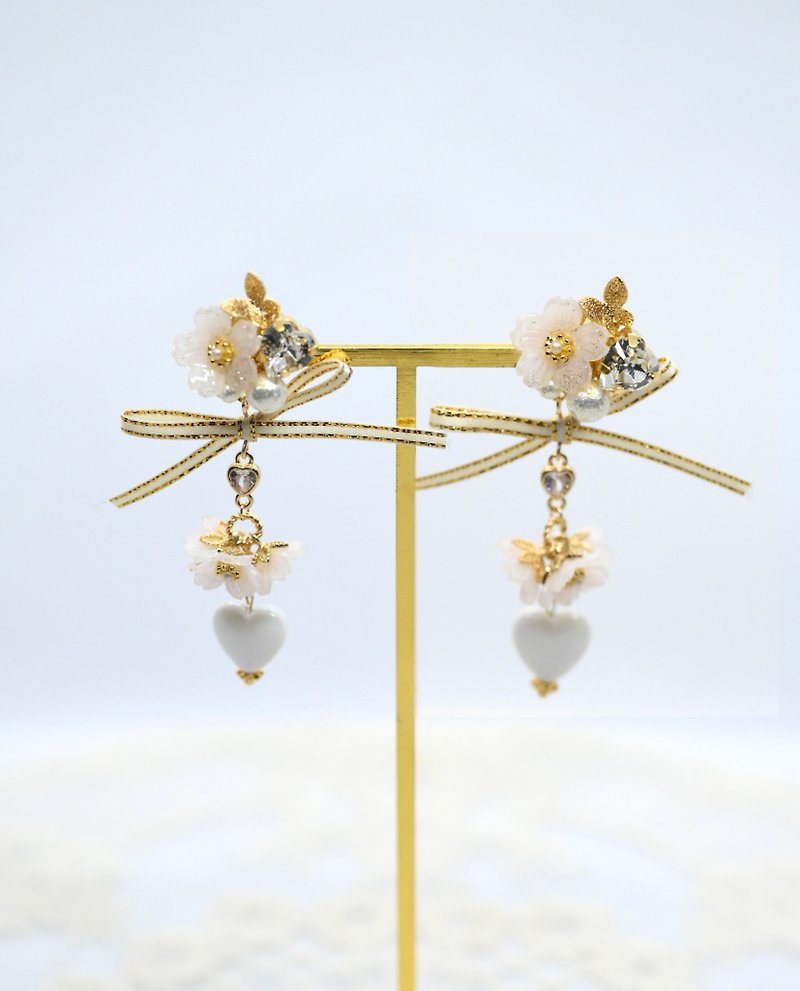 Oshima Sakura Heart Crystal Earrings - Earrings & Clip-ons - Other Materials White