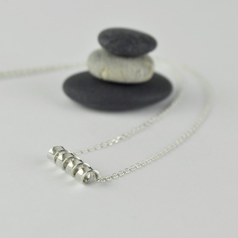 Sterling Silver Spiral Necklace - สร้อยคอ - เงินแท้ สีเทา