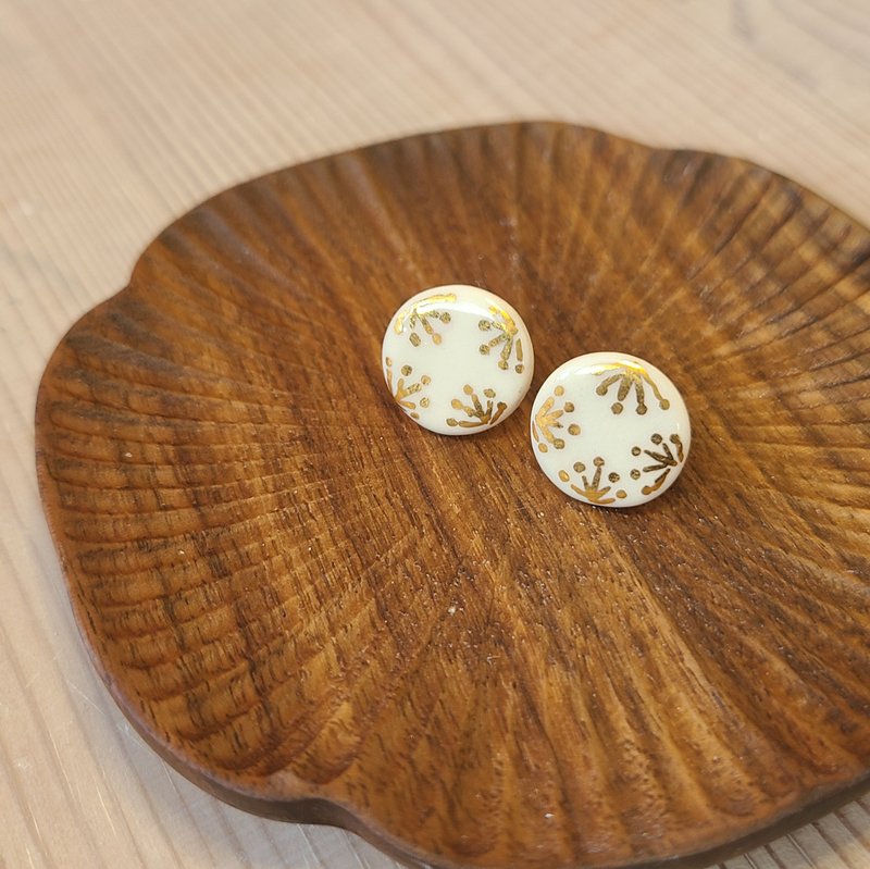 24K Solid Gilt Gold White Glaze Earrings No.2 (Large Round) - ต่างหู - เครื่องลายคราม ขาว
