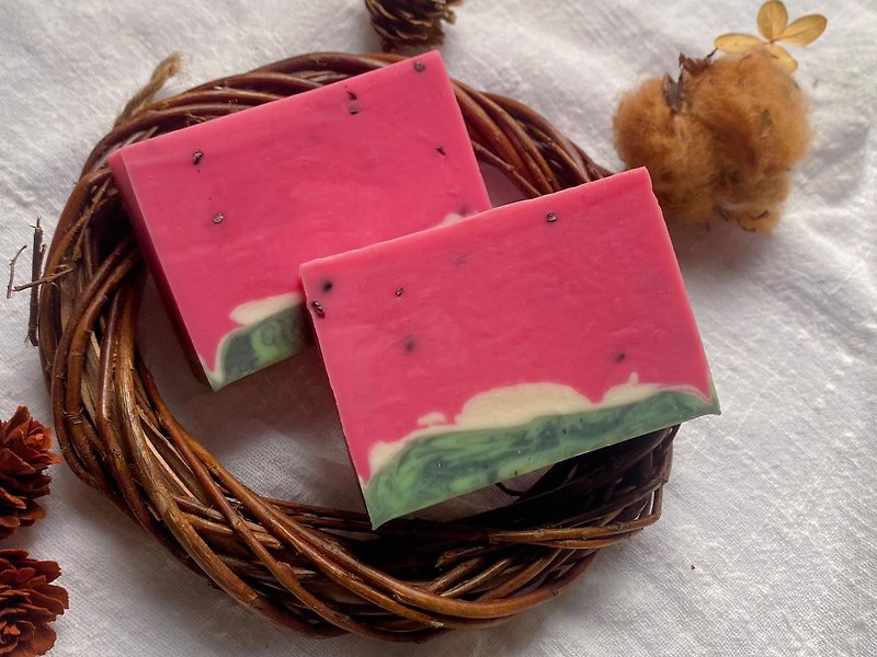 西瓜分層皂 - 肥皂/手工皂 - 其他材質 多色