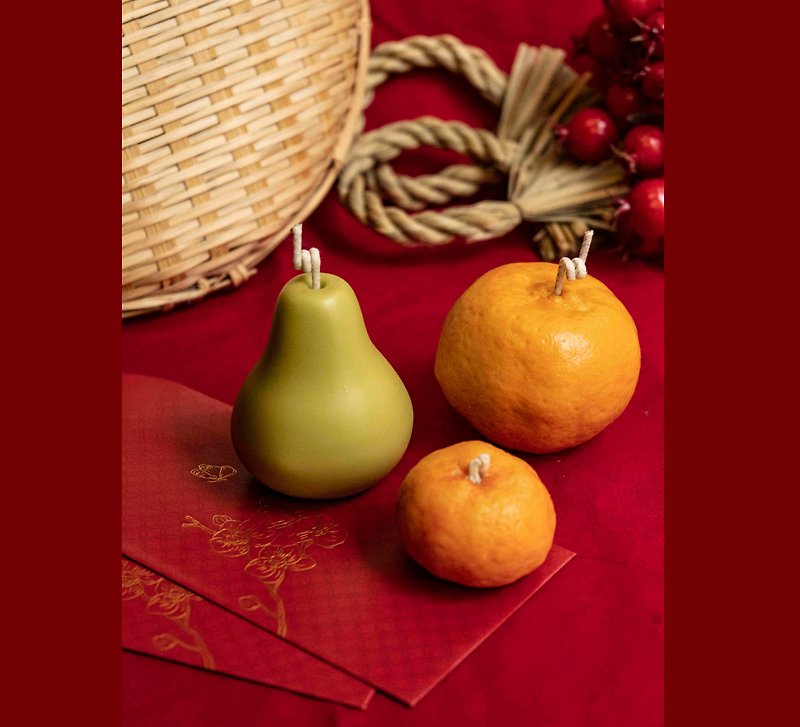 【Chinese New Year of the Rabbit】Big Orange and Pear Scented Candle Gift Box・JUNO Candle - Candles & Candle Holders - Wax Multicolor