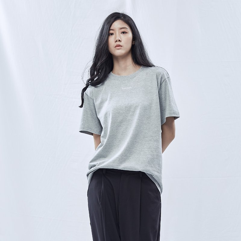 DYCTEAM 基礎系列 | Embroidery Logo Tee (GY) - 中性衛衣/T 恤 - 棉．麻 灰色