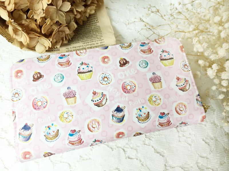 Hand a gift "long clip" Donuts / Valentine's Day birthday Mother's Day exchange gift - Wallets - Genuine Leather 