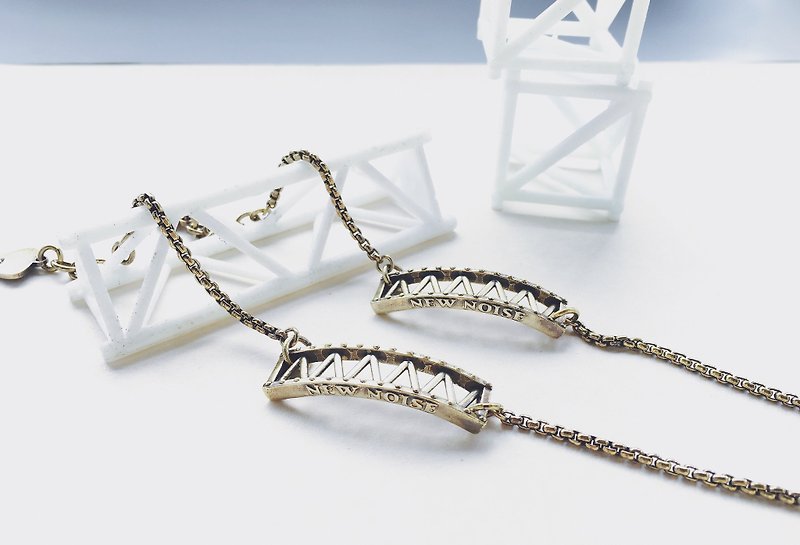 Stage truss necklace - Bracelets - Other Metals Multicolor