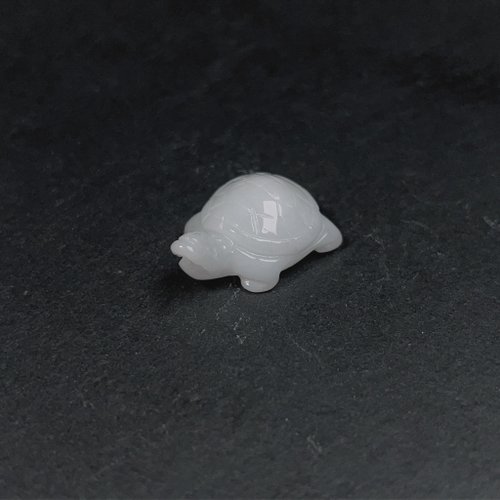天然玉石 双亀 一刀彫り 縁起物 家財お守り 長寿の象徴 ウブ品 WWFT047 天然玉石 双亀 一刀彫り 縁起物 家財お守り 長寿の象徴 ウブ品