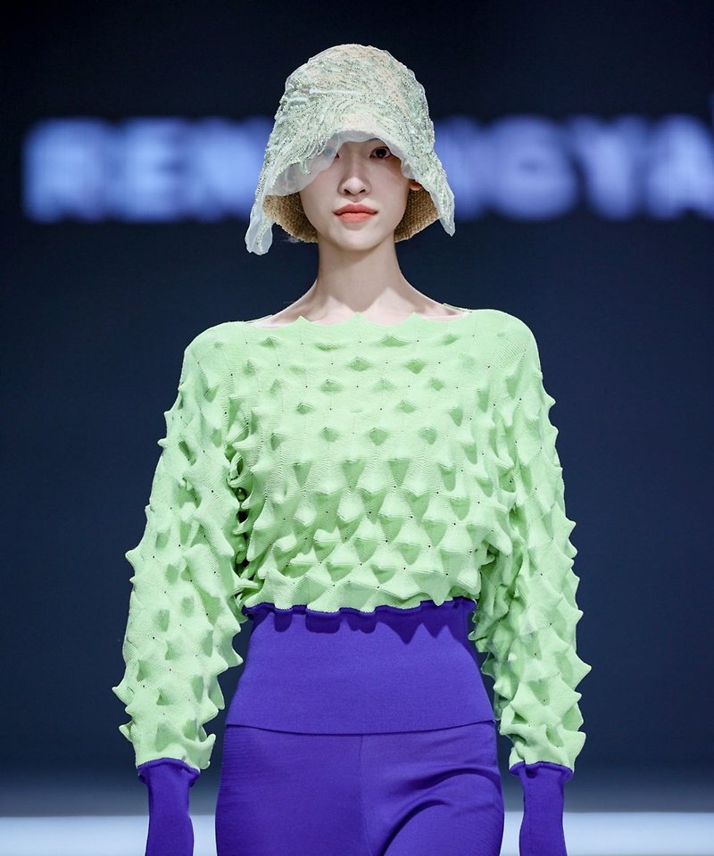 Litchi pattern creative design wool knit sweater. - Women's Sweaters - Wool Multicolor