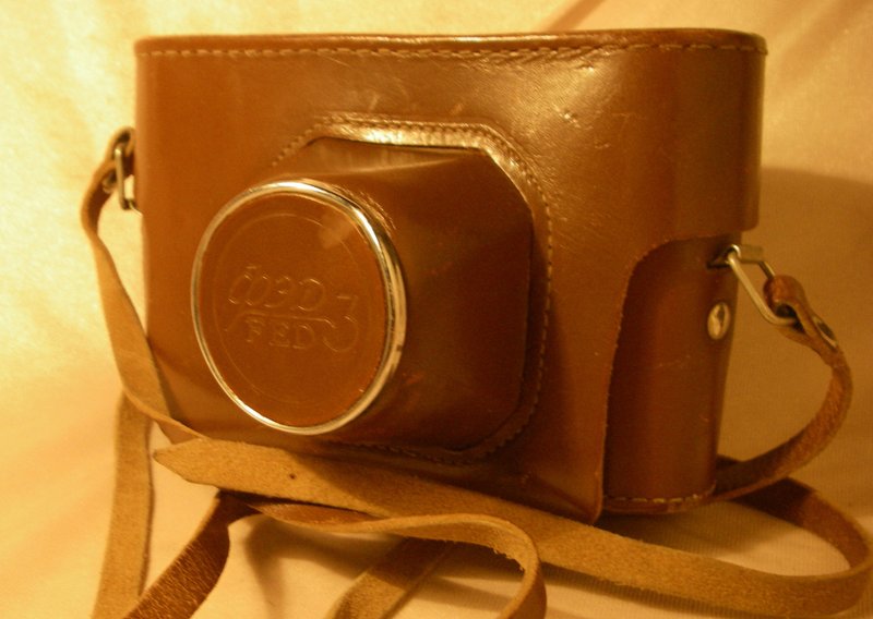 ORIGINAL LEATHER CASE for FED-3 camera w Industar-61L/D lens 1/4inch mount FED-5 - 相機包/相機袋 - 真皮 咖啡色