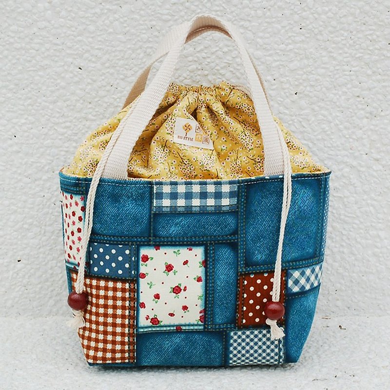 Floral plaid denim beam bag / meal bag - กระเป๋าถือ - ผ้าฝ้าย/ผ้าลินิน สีน้ำเงิน
