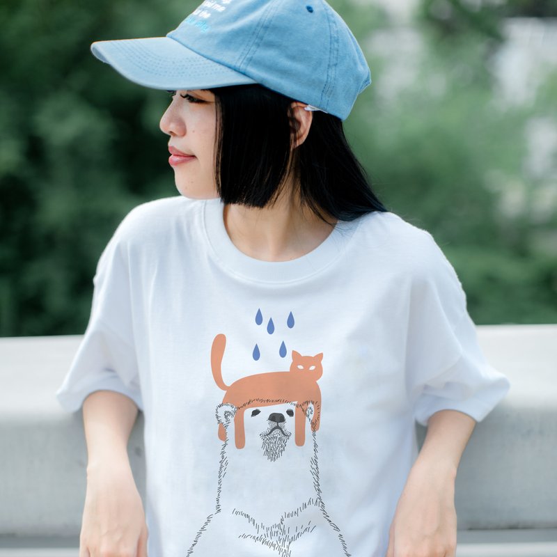 RAINDROPS KEEP FALLING ON MY HEAD, Changeable color t-shirt (Oversized) - 帽T/大學T - 棉．麻 白色