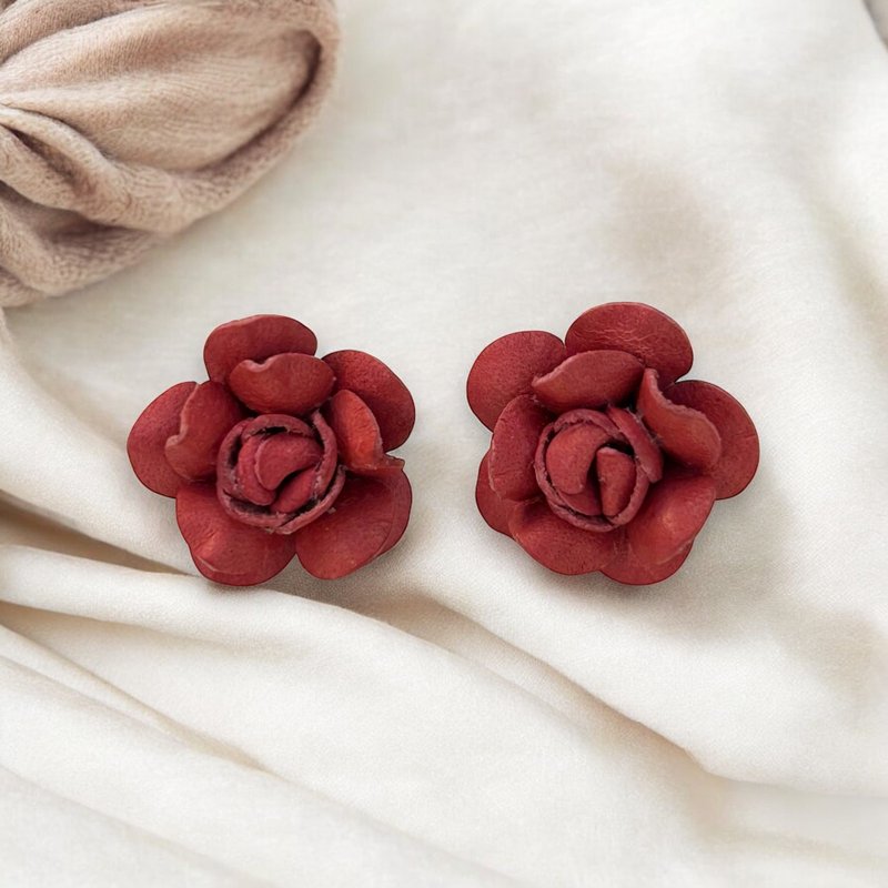 皮革花耳環 山茶花3.0系列 - 擺飾/家飾品 - 真皮 多色