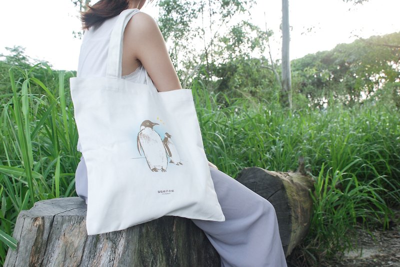 วัสดุอื่นๆ กระเป๋าแมสเซนเจอร์ ขาว - 【Animal Series】#5 Penguin Totebag (Large)