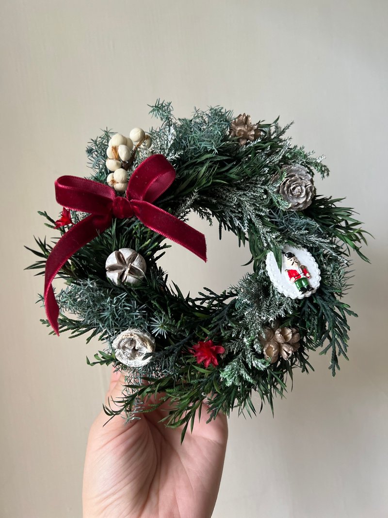 Everlasting pine and cypress Christmas wreath wreath Christmas gift exchange gift Christmas decoration Christmas - ช่อดอกไม้แห้ง - พืช/ดอกไม้ สีเขียว