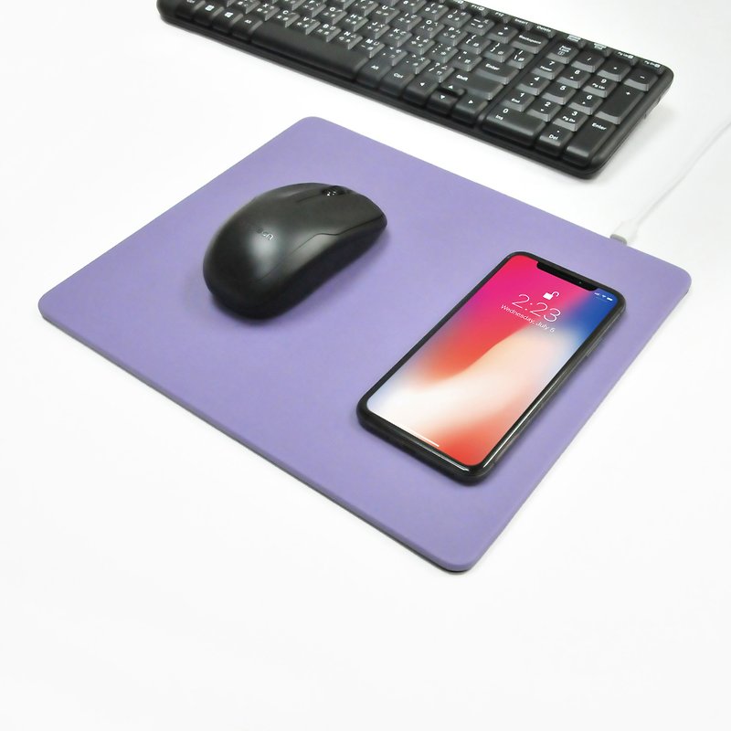 Yiya wireless charging mouse pad with 10W fast charging 2 in 1 design, customized name, lavender Valentine’s day gift - แกดเจ็ต - หนังเทียม สีม่วง