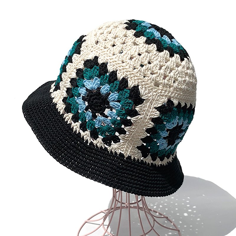 [Crochet Hat] Crochet Granny Bucket Hat Bicolor - หมวก - ผ้าฝ้าย/ผ้าลินิน ขาว