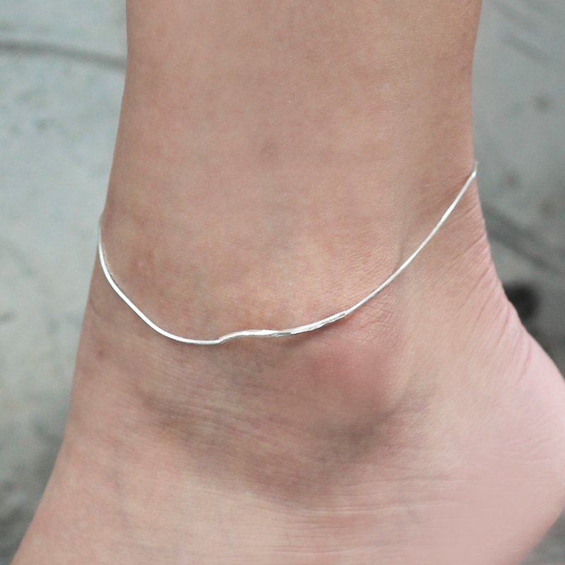 【Pure Silver】Forged Knock Flowing Anklet - กำไลข้อเท้า - เงินแท้ สีเทา