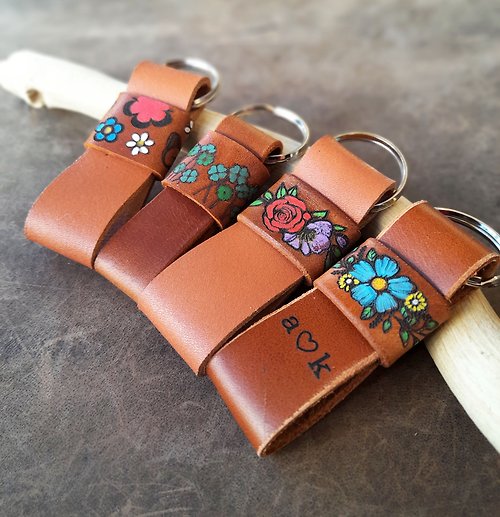 Luckysevenleather Personalized Keychain Gift, Cute Leather Keyfobs, Floral Keyrings, Monogram
