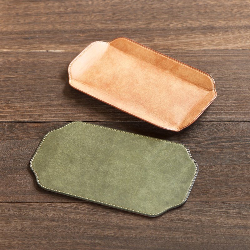 Leather tray that can be used on both sides - อื่นๆ - หนังแท้ สีนำ้ตาล
