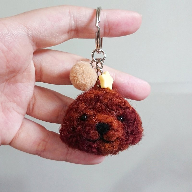 Poodle wool felt key ring pin healing gift giving - เข็มกลัด - ขนแกะ สีนำ้ตาล