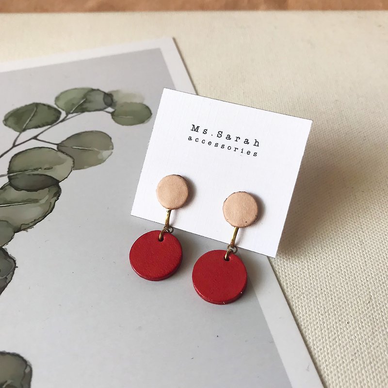 Leather earrings_small circle No.3 works_original leather with coral red - Earrings & Clip-ons - Genuine Leather Red