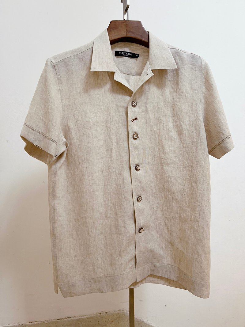 Men's Beige Linen Shirt: Hand Drawn Thread Embroidery, Cuban Collar,Short Sleeve - 男襯衫/休閒襯衫 - 亞麻 卡其色
