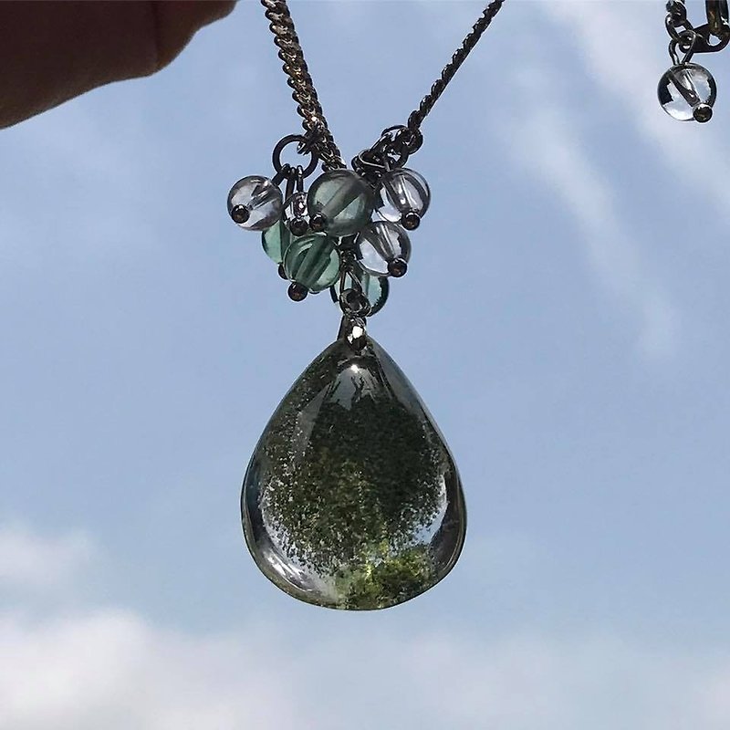[Lost and find moss green ghost story] natural stone necklace - Necklaces - Gemstone Green