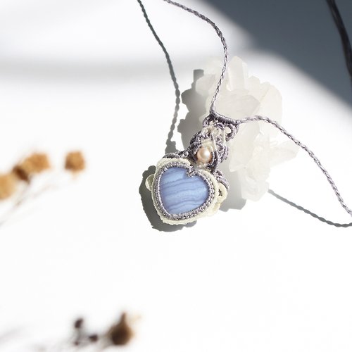 雪莉寶石織心x心繪 天然石藍紋瑪瑙x珍珠愛心編織項鍊