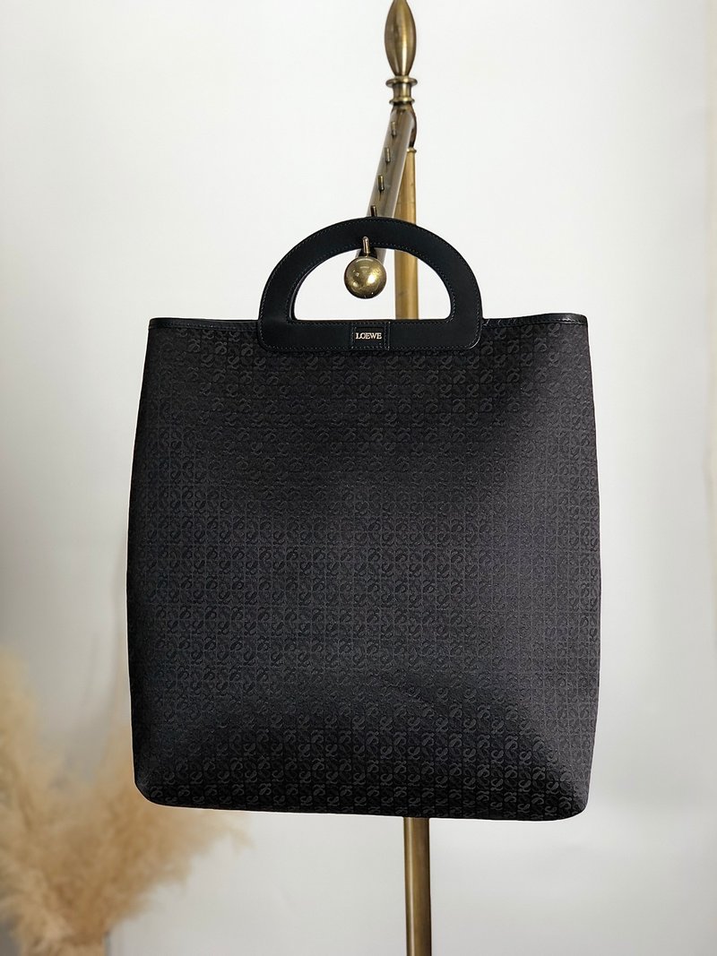 [Direct from Japan, branded used bag] LOEWE all-over print handbag, black canvas, vintage, old xmmr2i - กระเป๋าถือ - ผ้าฝ้าย/ผ้าลินิน สีดำ