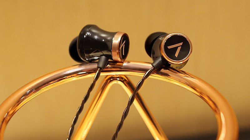 AZIO HEARA copper ceramic double diaphragm high resolution headphones - หูฟัง - โลหะ 