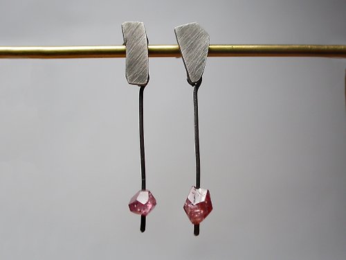YUNSHAO Jewelry Gem 系列 #a72 紅琉璃耳環