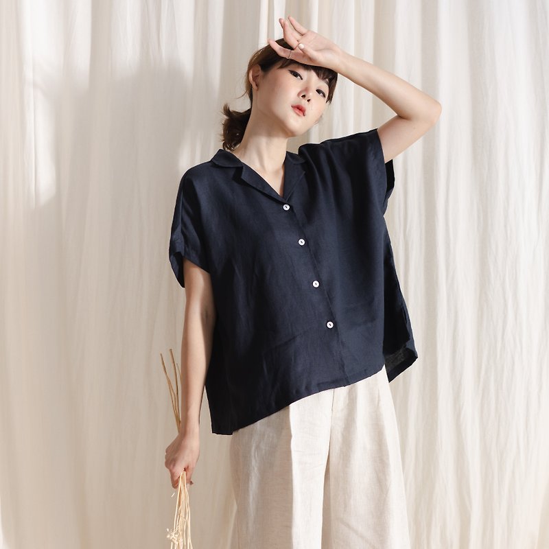 Hawaii Collar Linen Shirt with Back Side Pleated - Navy - 女襯衫 - 亞麻 藍色