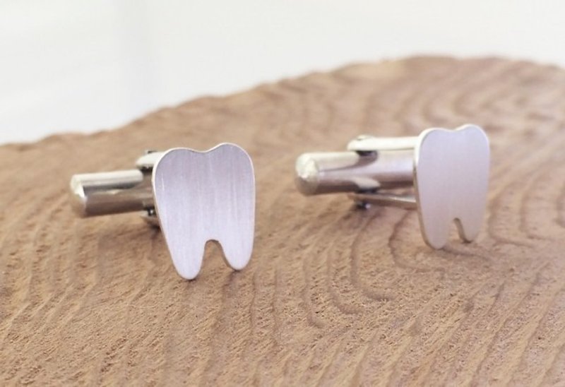 Tooth ◇ Tooth cuffs ◇ Silver - Cuff Links - Other Metals 