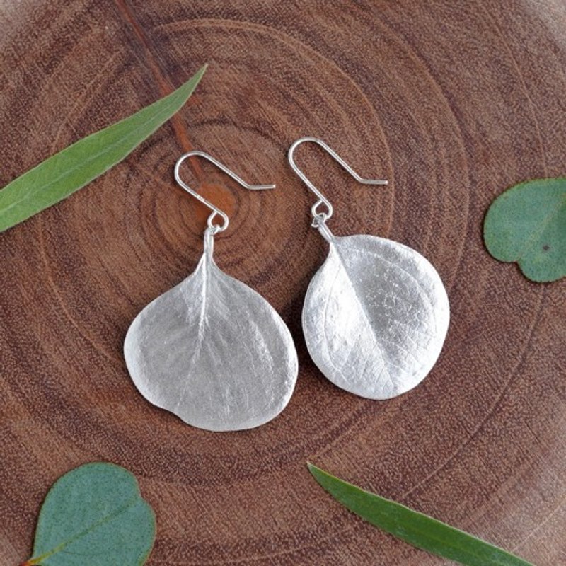 Eucalyptus round leaf earrings [EP073SV] - 耳環/耳夾/耳骨夾 - 其他金屬 