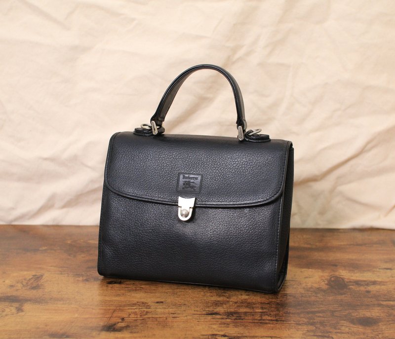 Back to Green:: 經典復古Burberry bg-03 vintage bag - 側背包/斜背包 - 真皮 