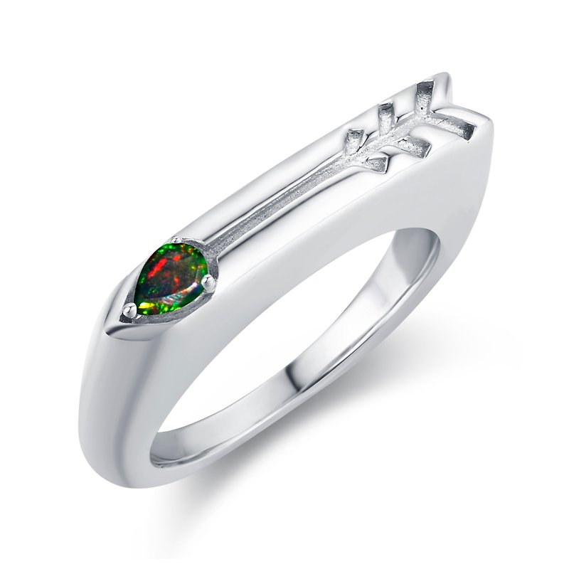 Black opal signet ring for women-Arrow ring and heart-Pinky custom ring-Engraved - แหวนทั่วไป - เงินแท้ สีดำ