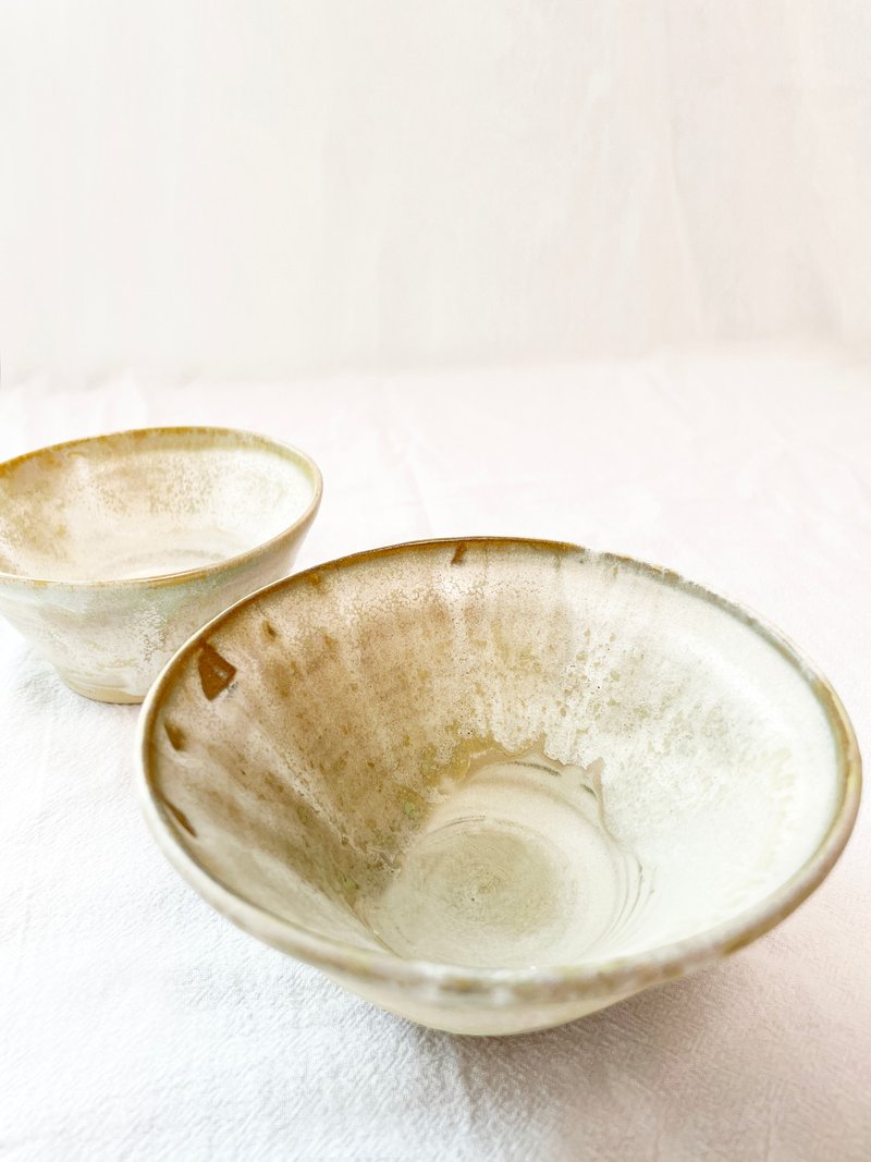 陶瓷手工 | 貝殼色系陶碗 (大) 12cm 闊 - 碗 - 陶 卡其色