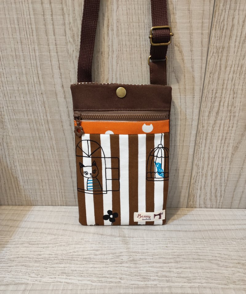 手機隨身包-貓咪線條圖案(附拉鍊) - 側背包/斜背包 - 棉．麻 