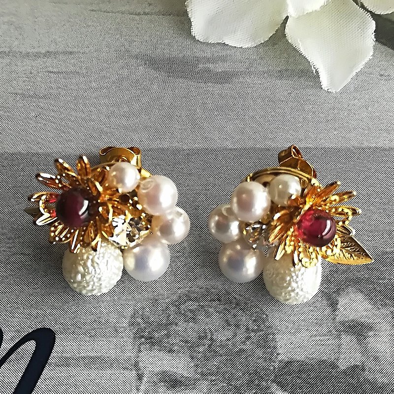 Snow pearl christmas earrings - Earrings & Clip-ons - Other Metals Red