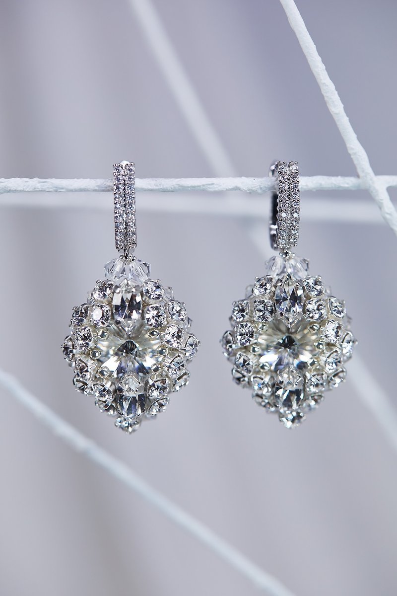 其他材質 耳環/耳夾 銀色 - Silver wedding earrings/ Bridal crystal earrings/ Dangle rhinestone earrings