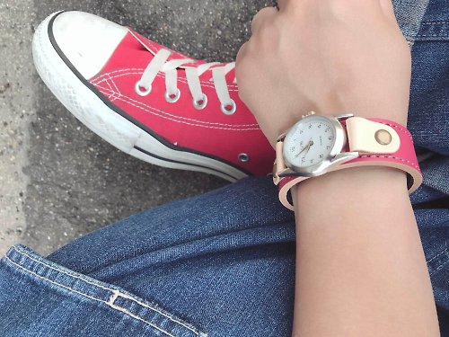 kouzandmokobo STITCH 赤が魅せるカジュアルトリコロール ステッチラン腕時計 見やすい文字盤 SRW-RNW-HA