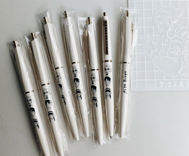 la dolce vita  さん  ボールペン デルタ ボールペン ドルチェビータ DV ゴールドトリム │ インへ