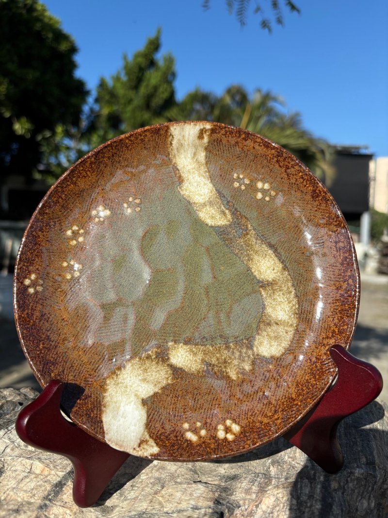 White Floral Plum Round Plate 01 - Plates & Trays - Pottery Brown