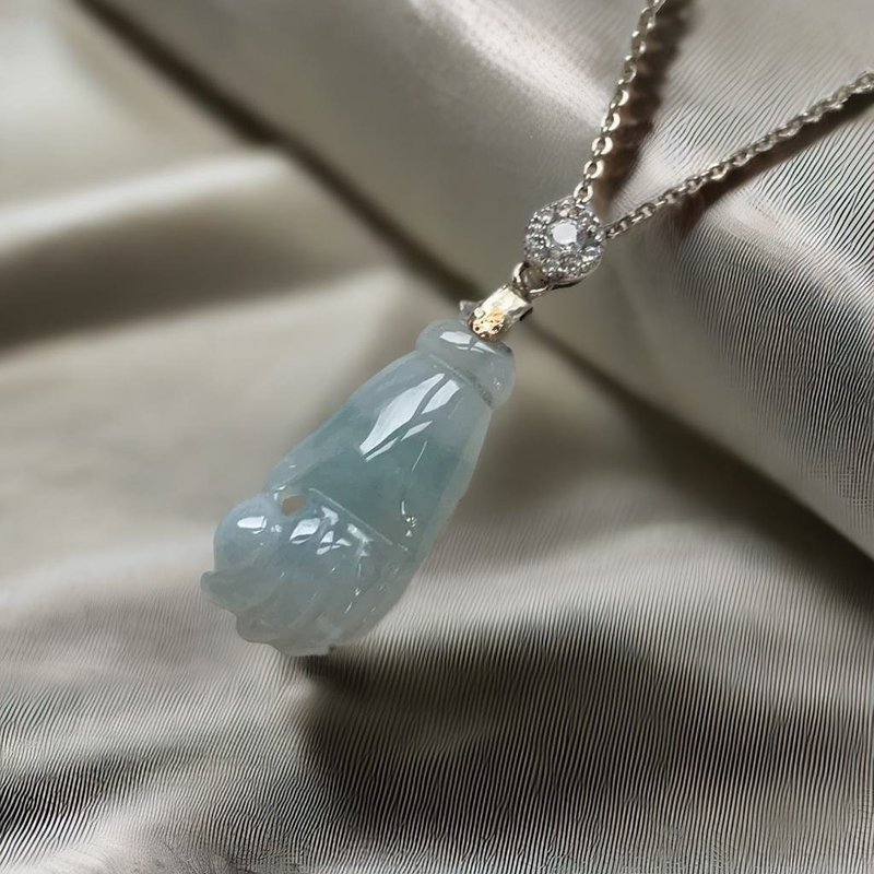 冰種飄藍花翡翠佛手 925純銀墜頭 | 天然緬甸玉翡翠A貨 | 送禮 - 項鍊 - 玉石 綠色