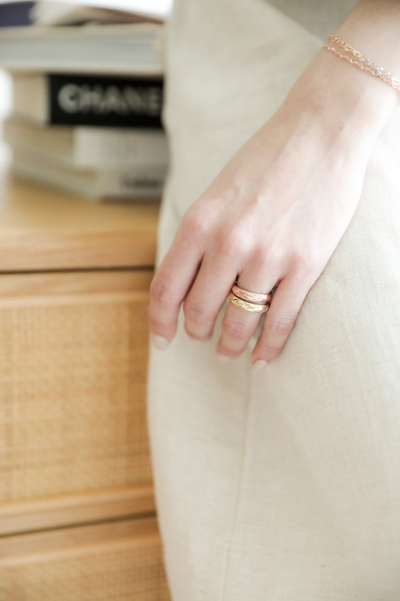 Pure 14K Shimmer Ring - แหวนทั่วไป - เครื่องประดับ สีทอง