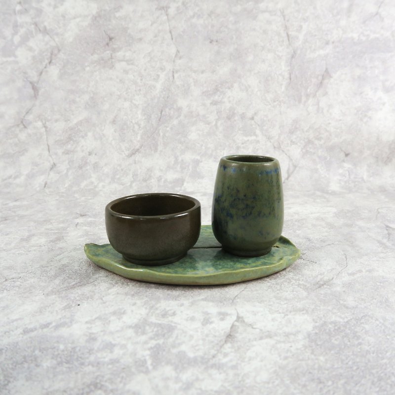 Tianxing Kiln/Classic Burning Incense Cup (Dark Green) - ถ้วย - ดินเผา สีเขียว