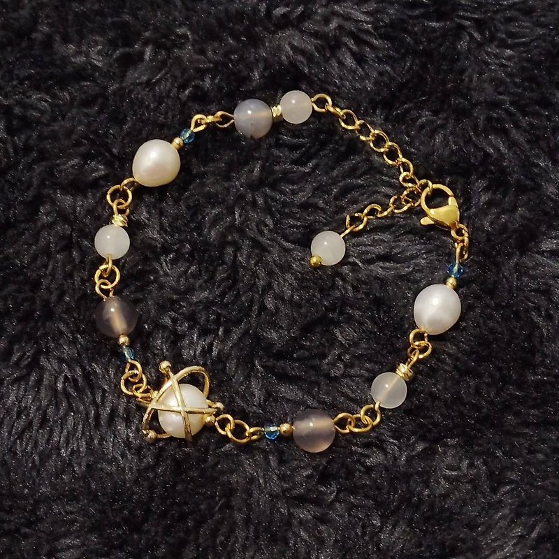 [Love and Deep Space-Shen Xinghui] Impression Bracelet Bracelet - Bracelets - Pearl Gold