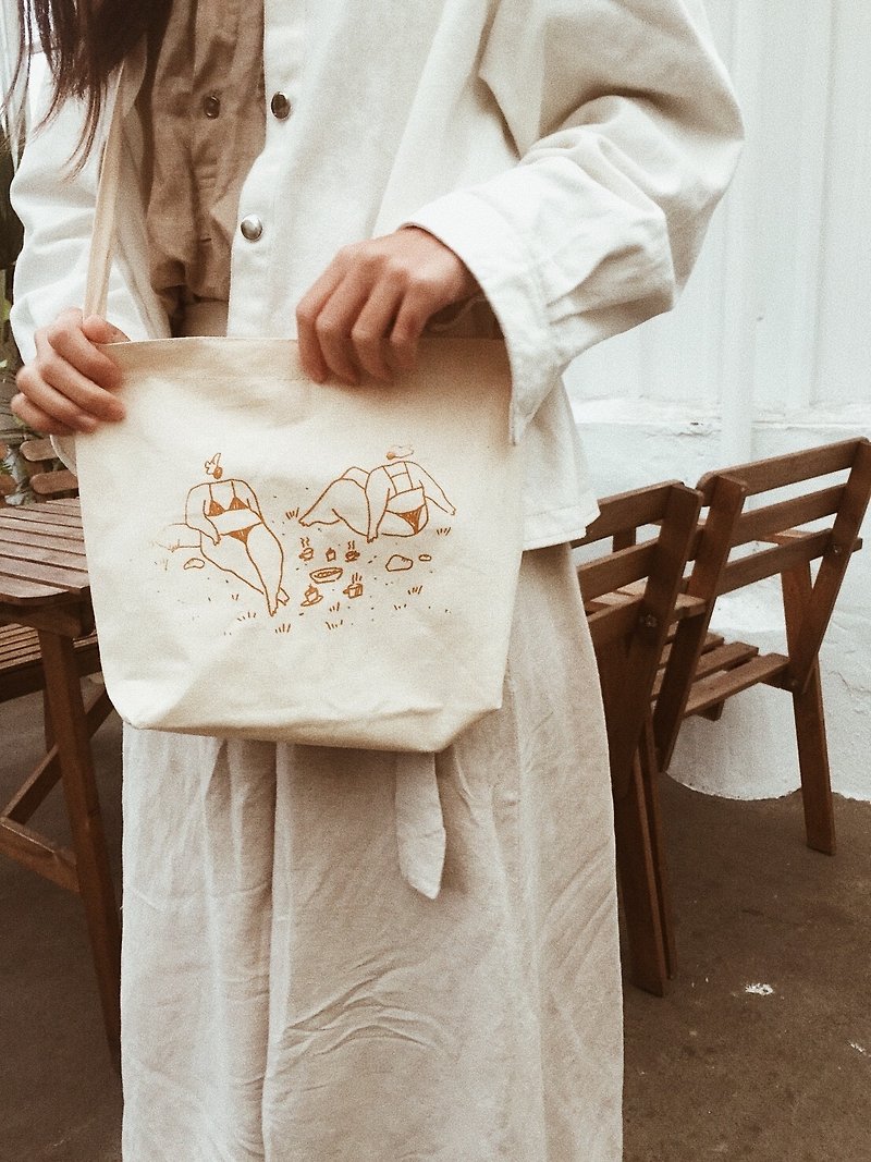 Moun moun - Canvas bag - Picnic - กระเป๋าแมสเซนเจอร์ - ผ้าฝ้าย/ผ้าลินิน สีกากี