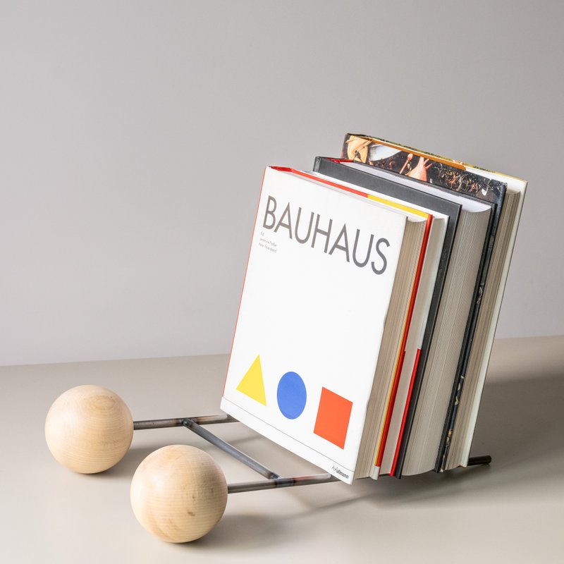 Duo Ball Stand – Minimalist Steel & Wood Record or Book Rack - 書架/書擋 - 其他金屬 銀色